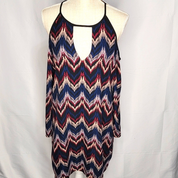 Charles Henry Chevron Print Cold Shoulder Dress Size M - Picture 1 of 5